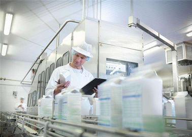 Porcellana Linea di produzione professionale del yogurt materiale sanitario 304/316 dell&#039;acciaio inossidabile di KQ-1000L fabbrica